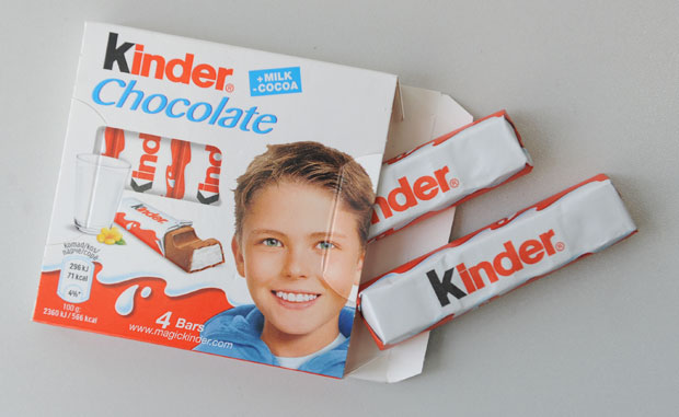 Киндер остаје на полицама